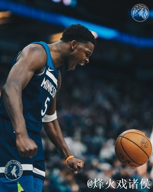 华子37分森林狼险胜快船止3连败 公牛逆转马刺 华子37分森林狼险胜快船止3连败 公牛逆转马刺